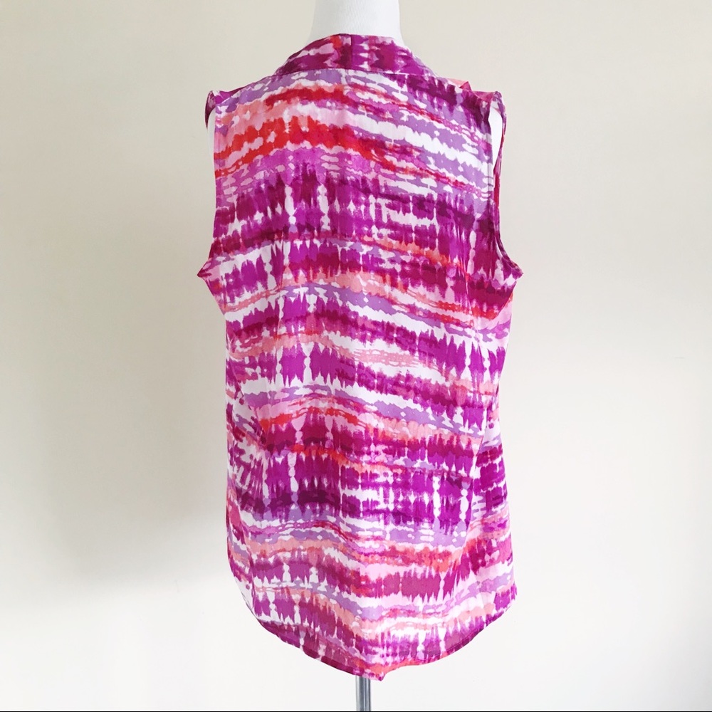 Rose and Olive V Neck Tie Dye Print Shell - Picture 5 of 7